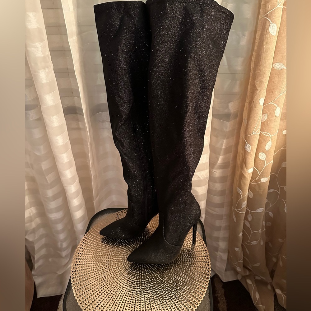 Thigh high black sparkly boots Size 9W
